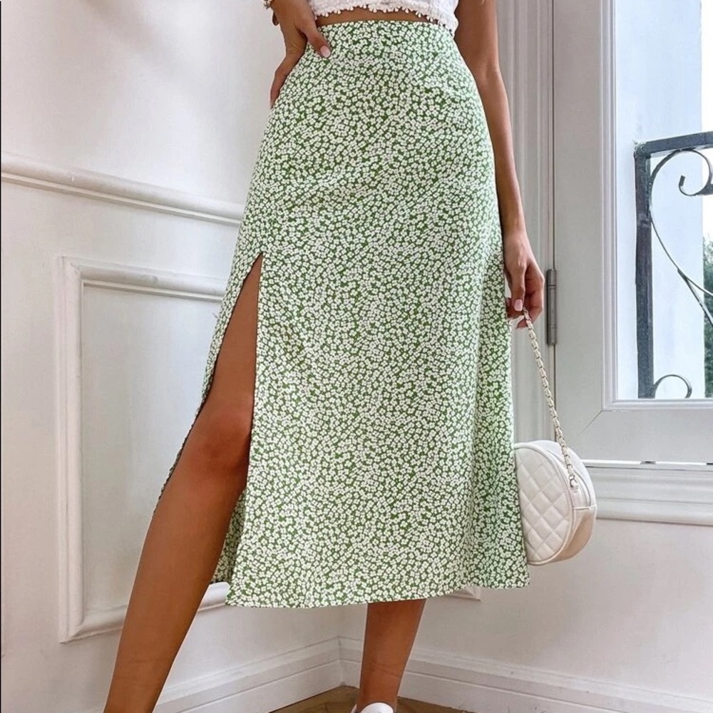 High Waist Ditsy Floral Split Thigh Skirt